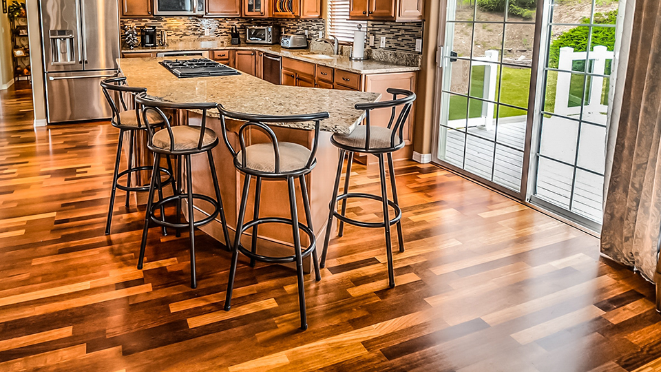 Kitchen hardwood floor image